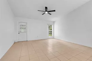 1002 Kelsey Ave, Oviedo, FL 32765 - Photo 15
