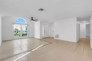 1002 Kelsey Ave, Oviedo, FL 32765 - Photo 9