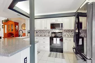 109 Coventry Ln, Haines City, FL 33844 - Photo 9