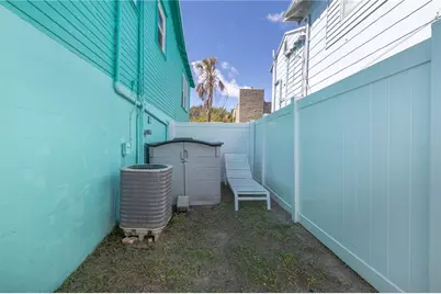 519 Mobile Avenue, Daytona Beach, FL 32118 - Photo 39