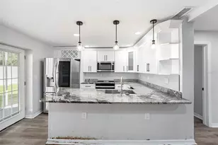 5599 N 110th Way N Way, Seminole, FL 33772 - Photo 5