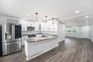 5599 N 110th Way N Way, Seminole, FL 33772 - Photo 3