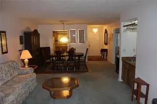 649 Broadmoor Cir, Winter Haven, FL 33884 - Photo 5