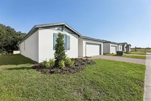 2695 Sedgefield Cir, Haines City, FL 33844 - Photo 3