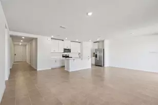 2703 Sedgefield Cir, Haines City, FL 33844 - Photo 9