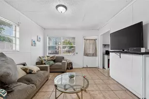 6207 Blossom Ave, Tampa, FL 33614 - Photo 25