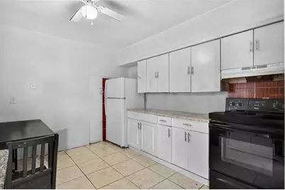 6207 Blossom Avenue, Tampa, FL 33614 - Photo 29