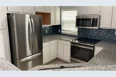 3368 Parkchester Square Boulevard #202, Orlando, FL 32835 - Photo 9