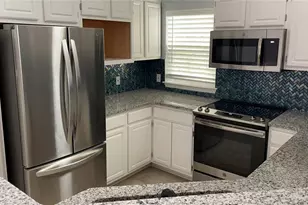 3368 Parkchester Square Blvd, Orlando, FL 32835 - Photo 9