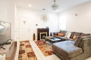 991 E 10th St, Apopka, FL 32703 - Photo 9