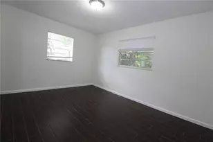 932 N Fairbairn Dr, Deltona, FL 32725 - Photo 15