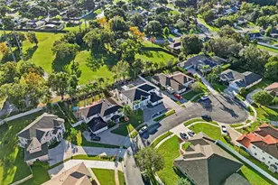 352 Radisson Pl, Oviedo, FL 32765 - Photo 5