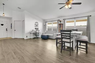 15641 Markham Dr, Clermont, FL 34714 - Photo 5