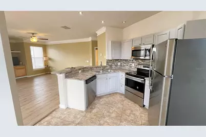 18022 Villa Creek Drive #18022, Tampa, FL 33647 - Photo 9