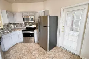 18022 Villa Creek Dr, Tampa, FL 33647 - Photo 11