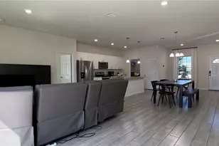 2129 Hibiscus Pl, Poinciana, FL 34759 - Photo 9
