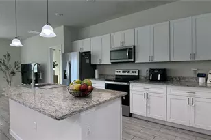 2129 Hibiscus Pl, Poinciana, FL 34759 - Photo 3