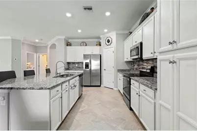 10088 Cozy Grove Drive, Venice, FL 34293 - Photo 11