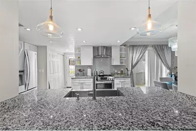 7303 Los Padres Court, Tampa, FL 33634 - Photo 9