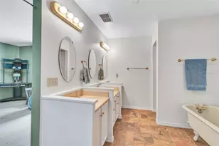 1842 W Virginia Dr, Kissimmee, FL 34744 - Photo 15