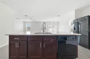 547 Hartford Hts St, Spring Hill, FL 34609 - Photo 5