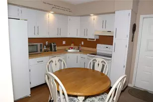 8209 Sun Spring Cir, Orlando, FL 32825 - Photo 13