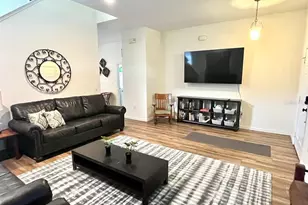 529 Cadiz Loop, Davenport, FL 33837 - Photo 3