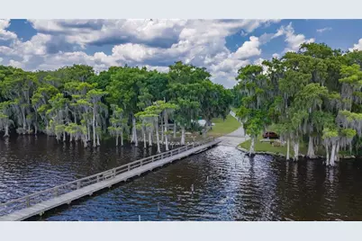 210 SE 1st Street, Georgetown, FL 32139 - Photo 1