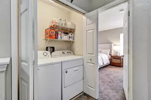 2761 Retreat View Cir, Sanford, FL 32771 - Photo 15