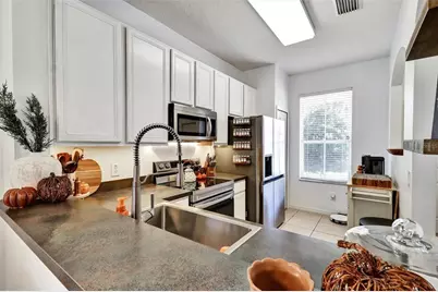 2761 Retreat View Circle, Sanford, FL 32771 - Photo 7