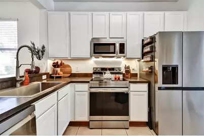 2761 Retreat View Circle, Sanford, FL 32771 - Photo 5