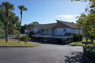202 Country Ln NE, Winter Haven, FL 33881 - Photo 1