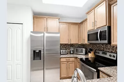1056 Cypress Pointe Boulevard, Davenport, FL 33896 - Photo 5