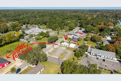 905 S Adelle Avenue, Deland, FL 32720 - Photo 23