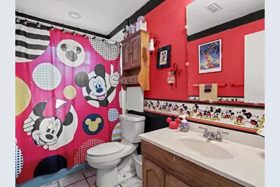 7235 15th St N, Saint Petersburg, FL 33702 - Photo 25