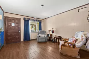 7235 15th St N, Saint Petersburg, FL 33702 - Photo 3