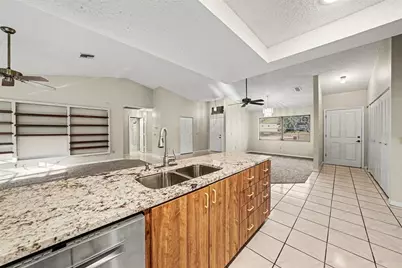 7320 Auburn Lane, New Port Richey, FL 34654 - Photo 15