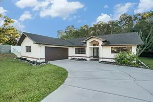 7320 Auburn Ln, New Port Richey, FL 34654 - Photo 1