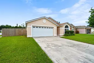 1256 Tyler Lake Cir, Orlando, FL 32839 - Photo 3