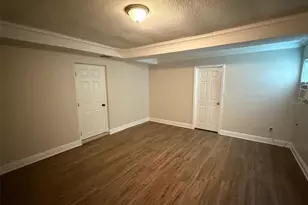 2718 S Sunrise Ct, Orlando, FL 32806 - Photo 13