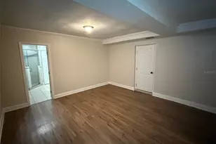 2718 S Sunrise Ct, Orlando, FL 32806 - Photo 11