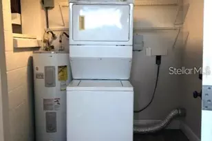 5559 Barton Dr, Orlando, FL 32807 - Photo 9