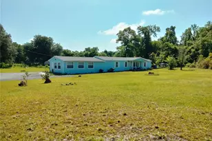 3990 Whispering Pines Cir, Greenwood, FL 32443 - Photo 1