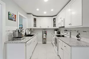 198 N Lake Franklin Dr, Mount Dora, FL 32757 - Photo 13