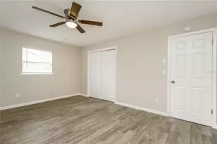 2065 West Pkwy, Deland, FL 32724 - Photo 9