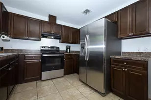 1068 Mayflower Ave, Deltona, FL 32725 - Photo 11