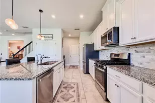 5685 Surprise Lily Dr, Winter Garden, FL 34787 - Photo 9