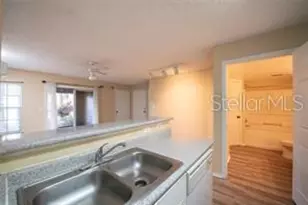 5136 Park Central Dr, Orlando, FL 32839 - Photo 7