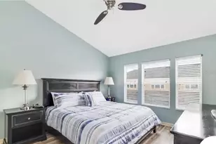 7663 Sir Kaufmann Ct, Kissimmee, FL 34747 - Photo 13