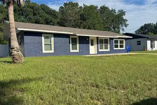 545 Oak Dr, Tavares, FL 32778 - Photo 3